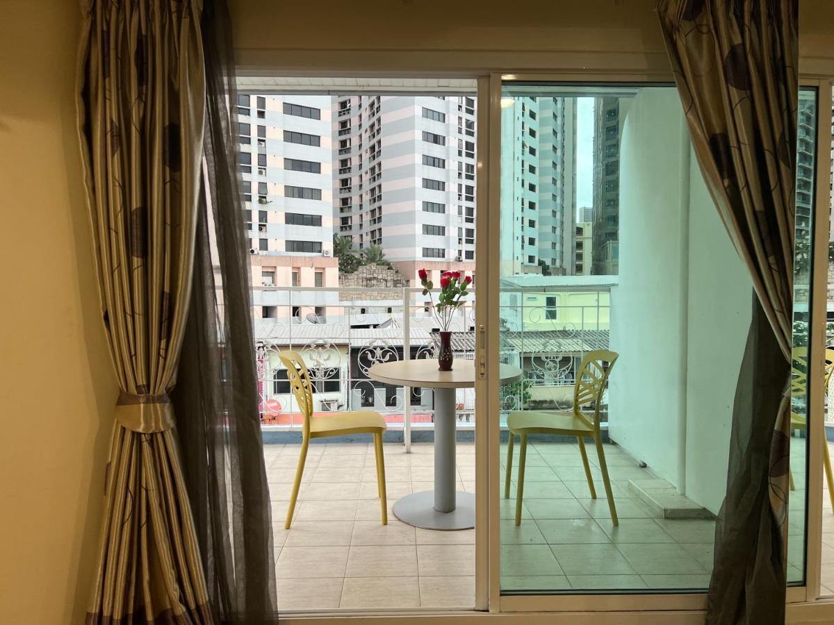 V Check Inn Sukhumvit 22 بانكوك المظهر الخارجي الصورة